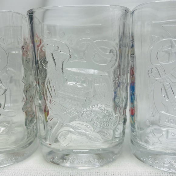 Disney McDonald’s Glasses FOUR PARKS 
Celebration 2000 Set‎ of 5 EUC - Picture 11 of 14